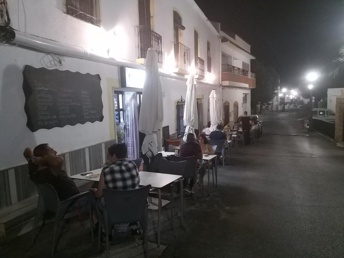 Pension La Fuente Abrucena ภายนอก รูปภาพ