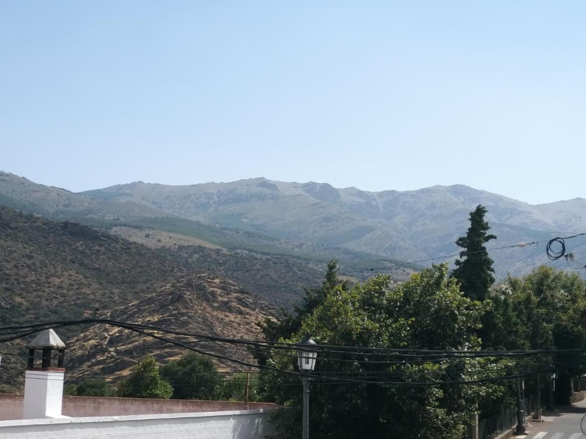 Pension La Fuente Abrucena ภายนอก รูปภาพ