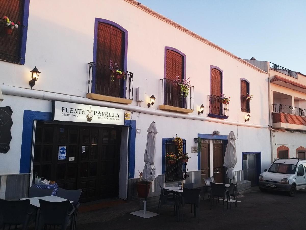 Pension La Fuente Abrucena ภายนอก รูปภาพ